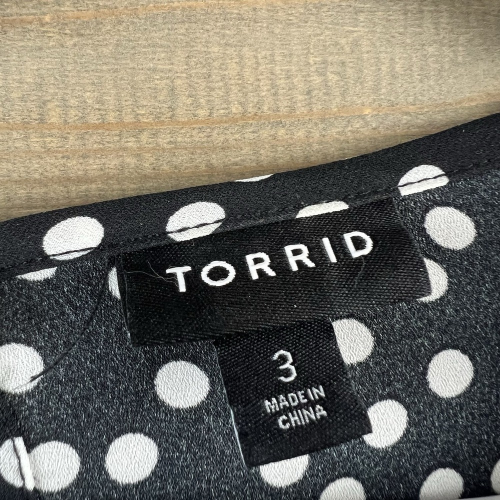 Torrid Womens Shirt Abbey Georgette Puff Sleeve Polka Dot Short Sleeve Blouse 3X - Picture 6 of 7